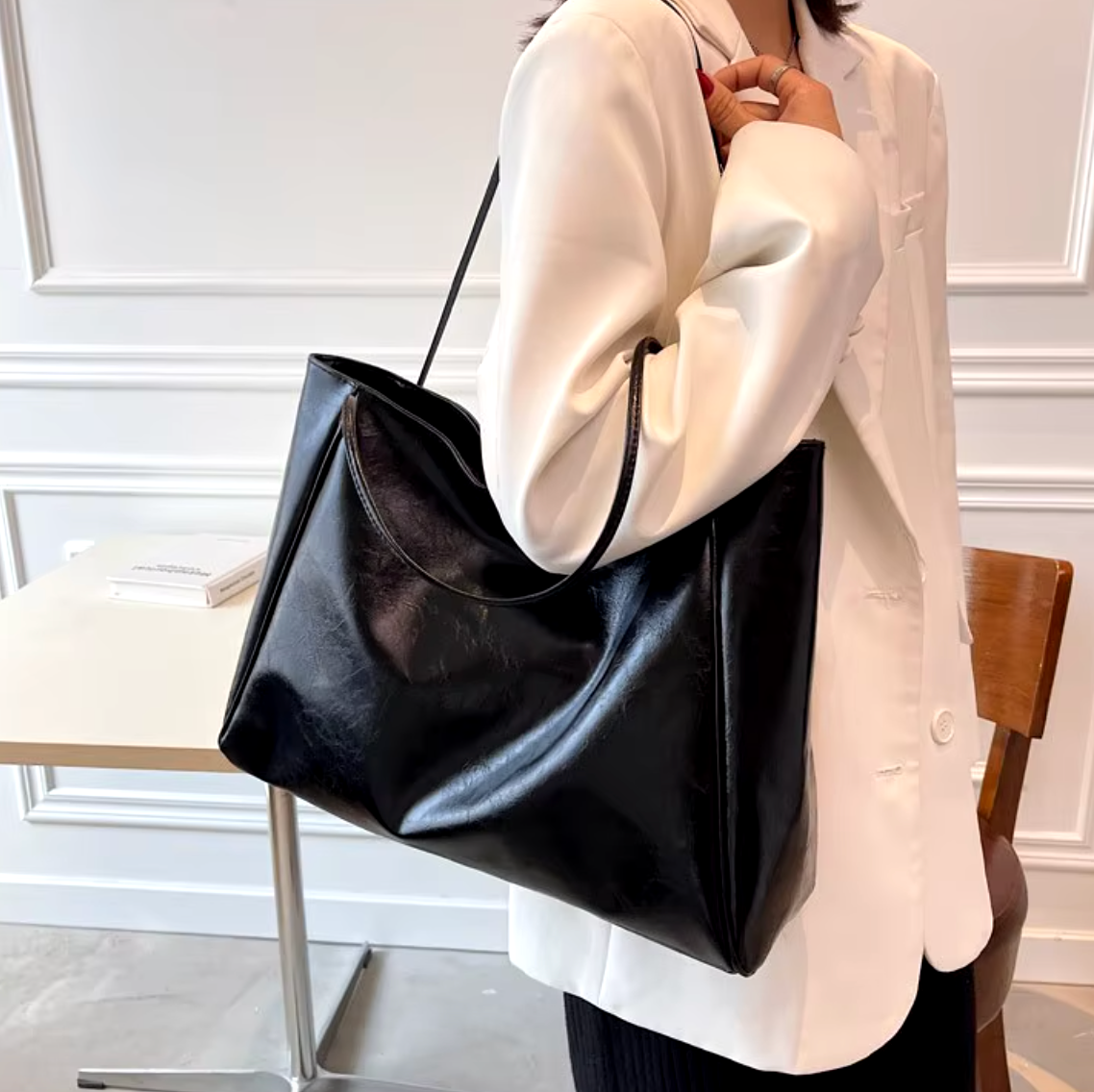 Mia Tote Bag