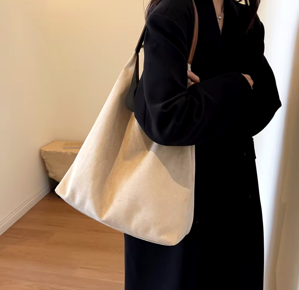 Julia Shoulder Bag